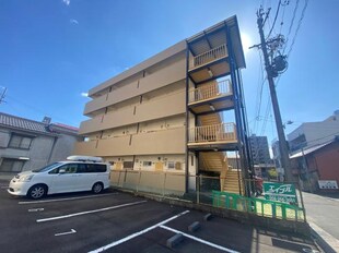 桜田マンションの物件外観写真